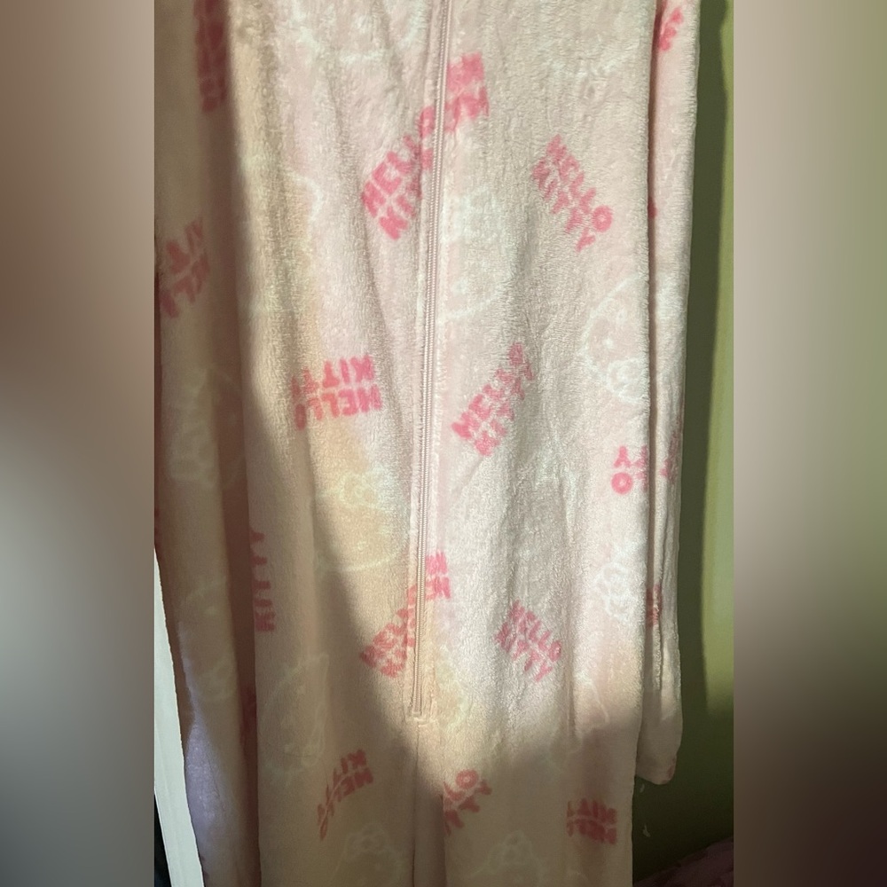 Hello kitty onesie